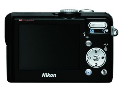 ���U��j NIKON Coolpix-P1 �j��