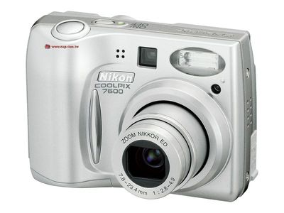 ���U��j NIKON Coolpix-7600  �j��