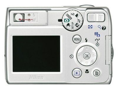 ���U��j NIKON Coolpix-7600  �j��