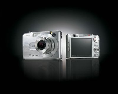 ���U��j EXILIM ZOOM�s�J�I.���ѪR��810�U�e��EX-Z850�j�i�Ϥ�