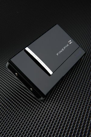 ���U��j FUJIFILM FinePix-Z200fb ���~�Ӥ�
