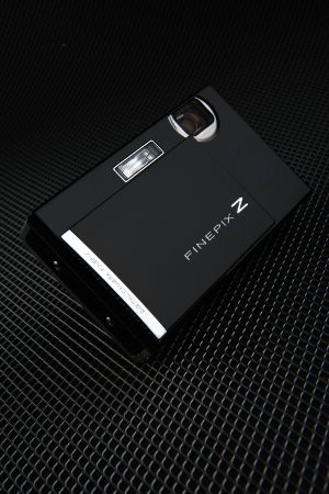 ���U��j FUJIFILM FinePix-Z200fb ���~�Ӥ�