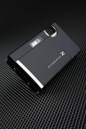 ���U��j FUJIFILM FinePix-Z200fb ���~�Ӥ�