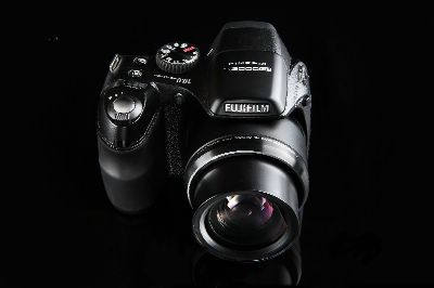 ���U��j FUJIFILM Finepix-S2000HD ���~�Ӥ�
